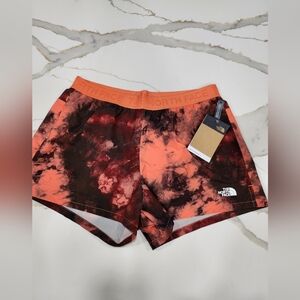 The North Face Printed Wander Short Size Large Coral Ice Dye Print NWT